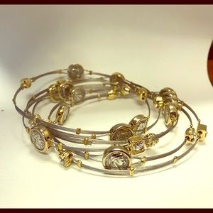 Set of wire two tone bracelets